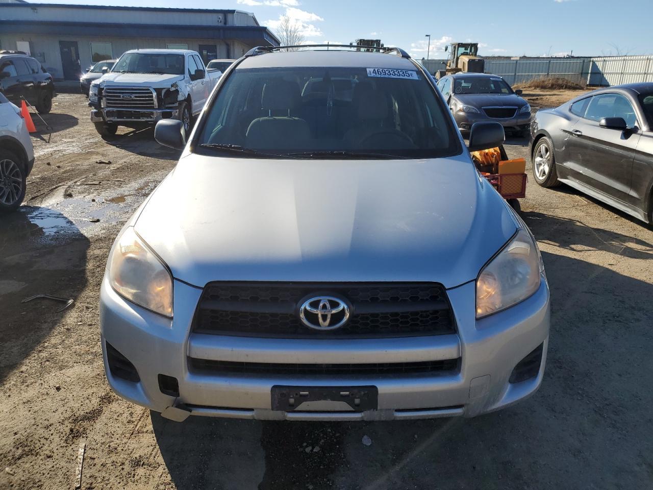 2011 TOYOTA RAV4 - Image 5