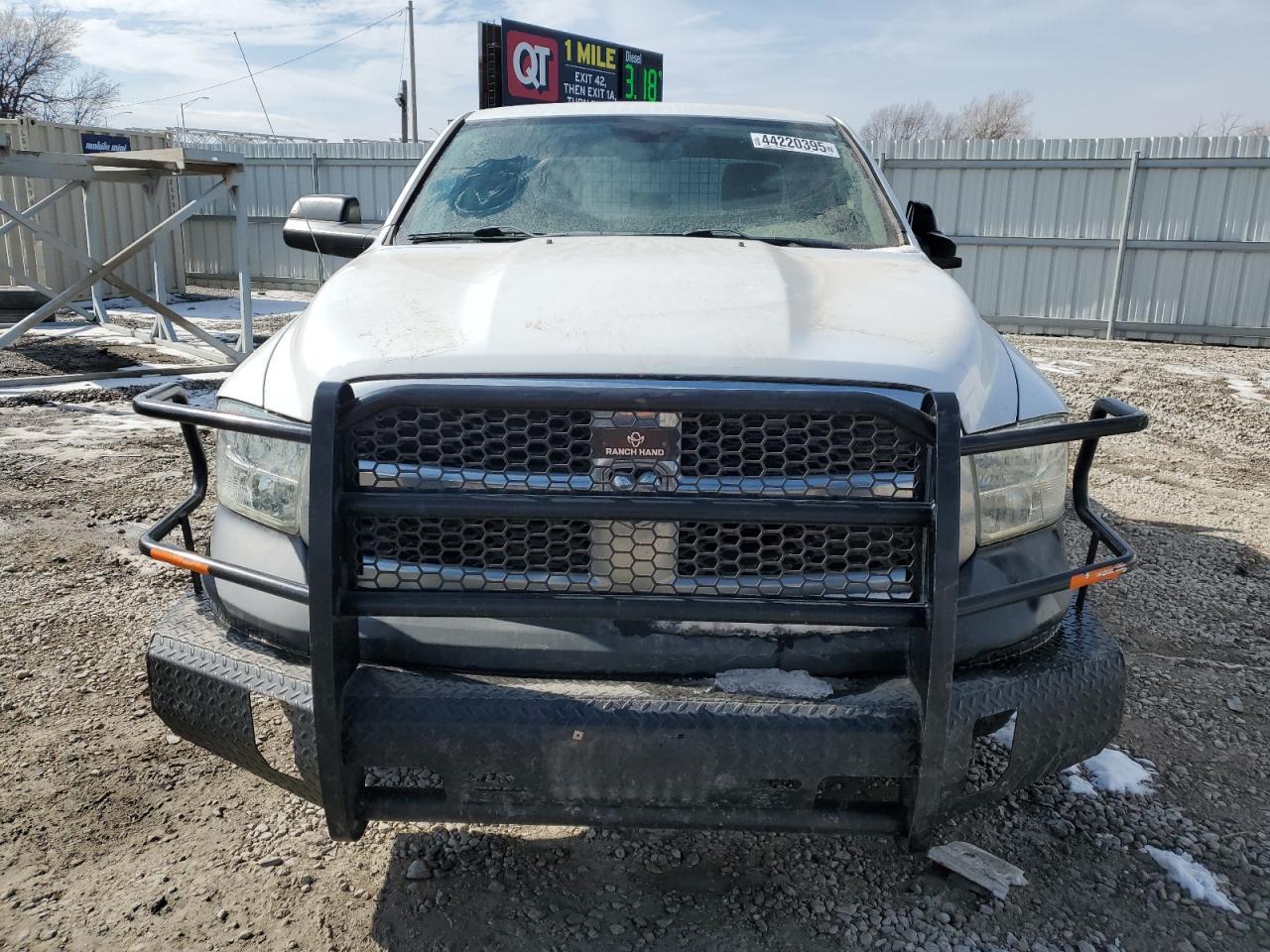2018 RAM 1500 ST - Image 5