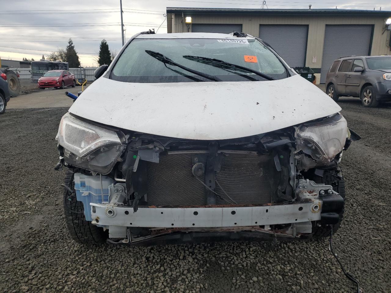 2018 TOYOTA RAV4 LE - Image 5