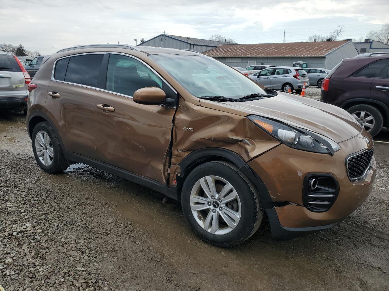 2017 KIA SPORTAGE L - Image 4