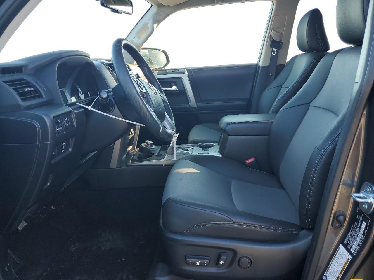2019 TOYOTA 4RUNNER SR - Фото 7