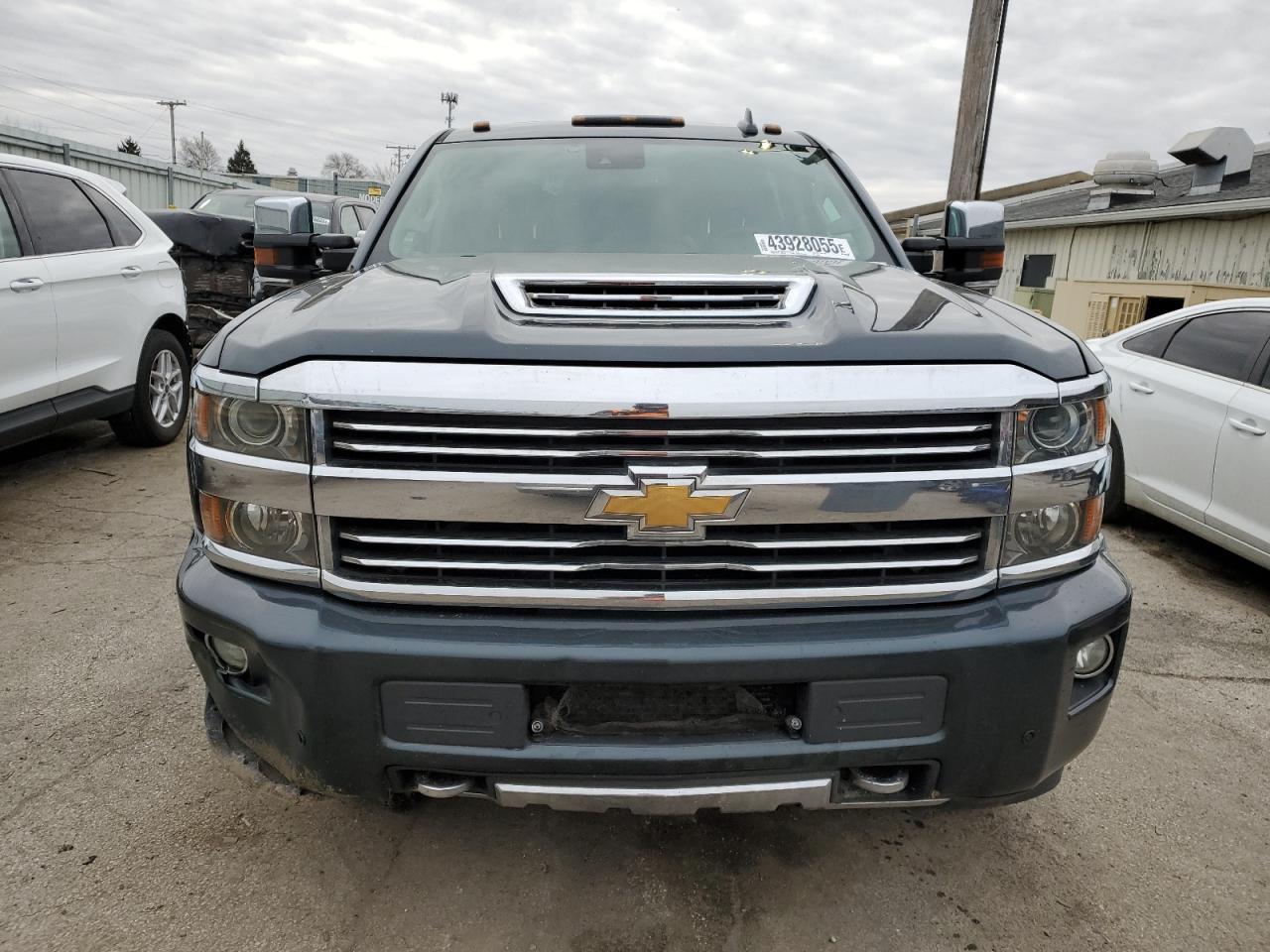 2017 CHEVROLET SILVERADO - Фото 5