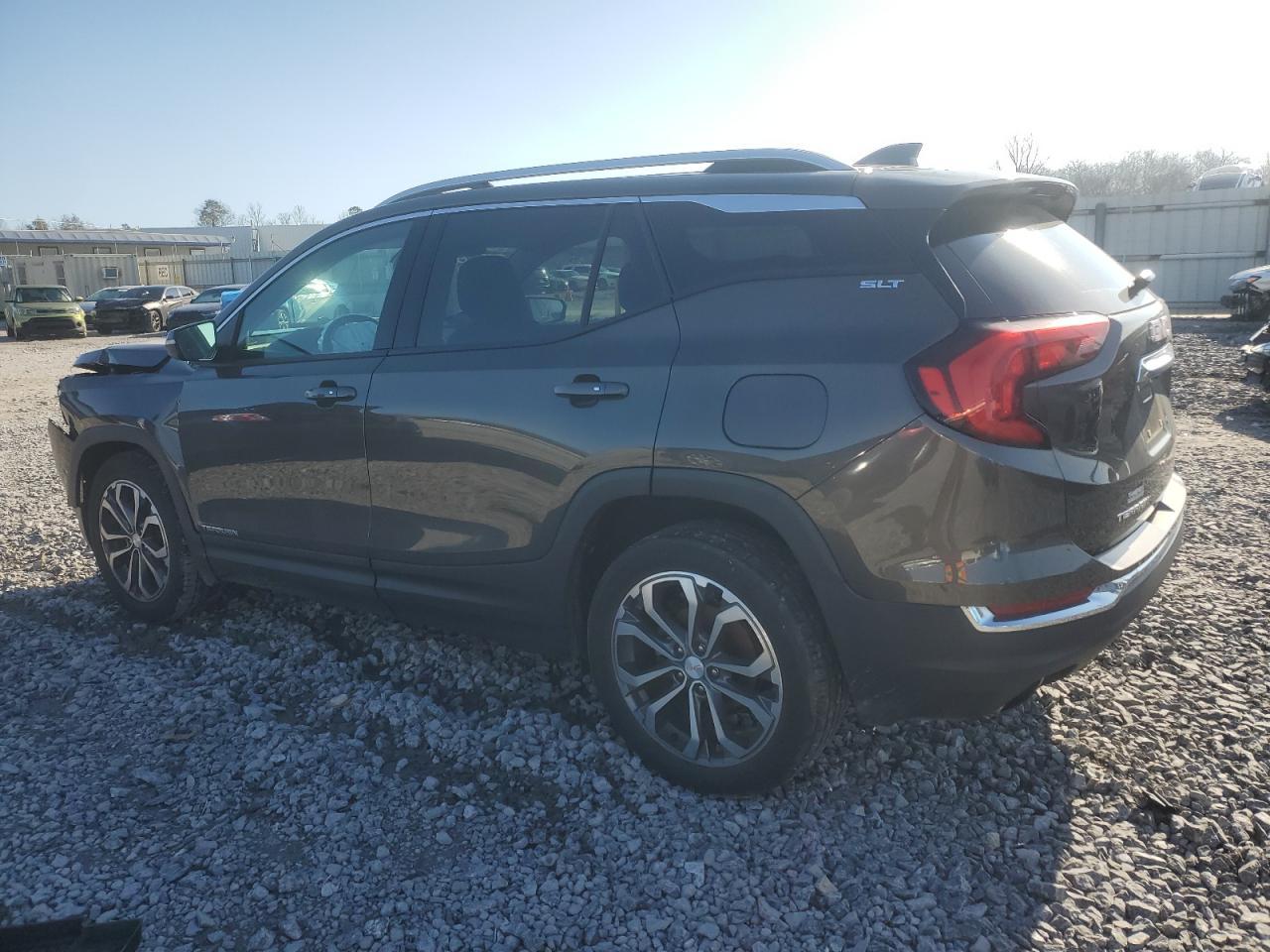 2019 GMC TERRAIN SL - Фото 2