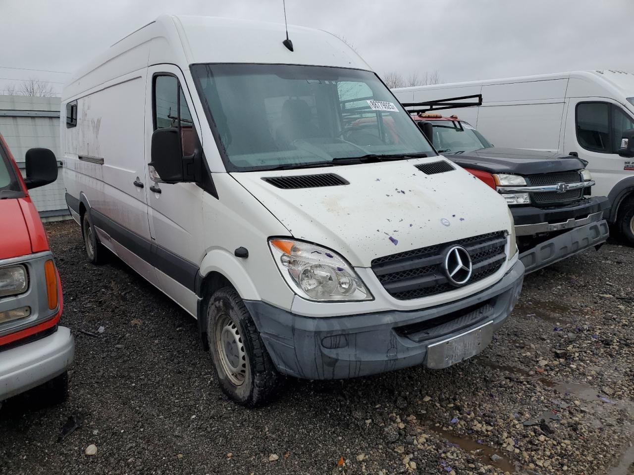 2013 MERCEDES-BENZ SPRINTER 2 - Image 4