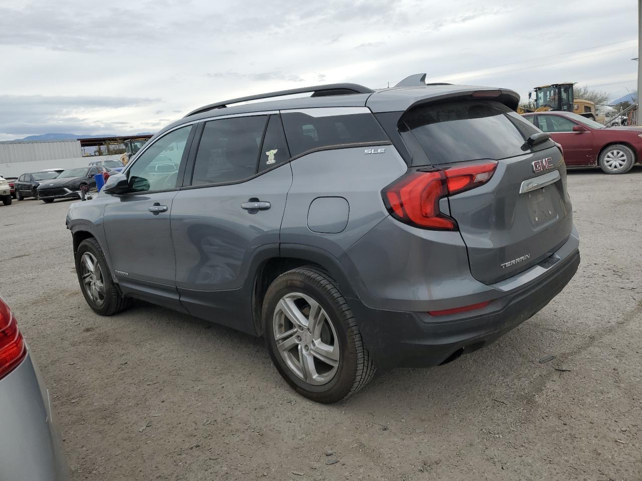 2018 GMC TERRAIN SL - Image 2