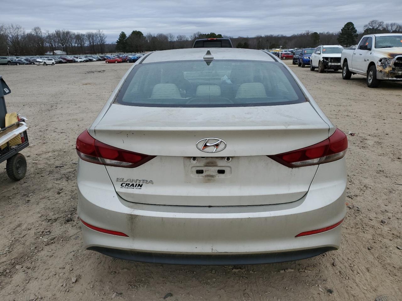 2017 HYUNDAI ELANTRA SE - Фото 6