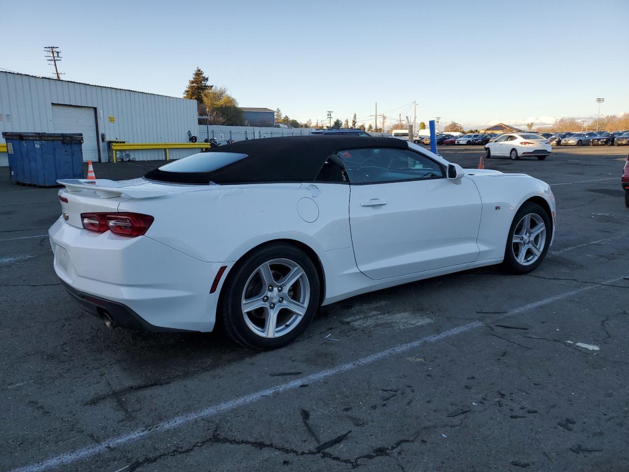 2019 CHEVROLET CAMARO LS - Фото 3