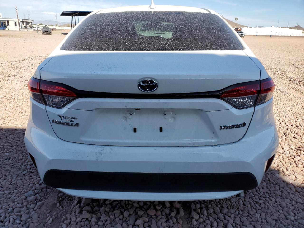 2021 TOYOTA COROLLA LE - Фото 6