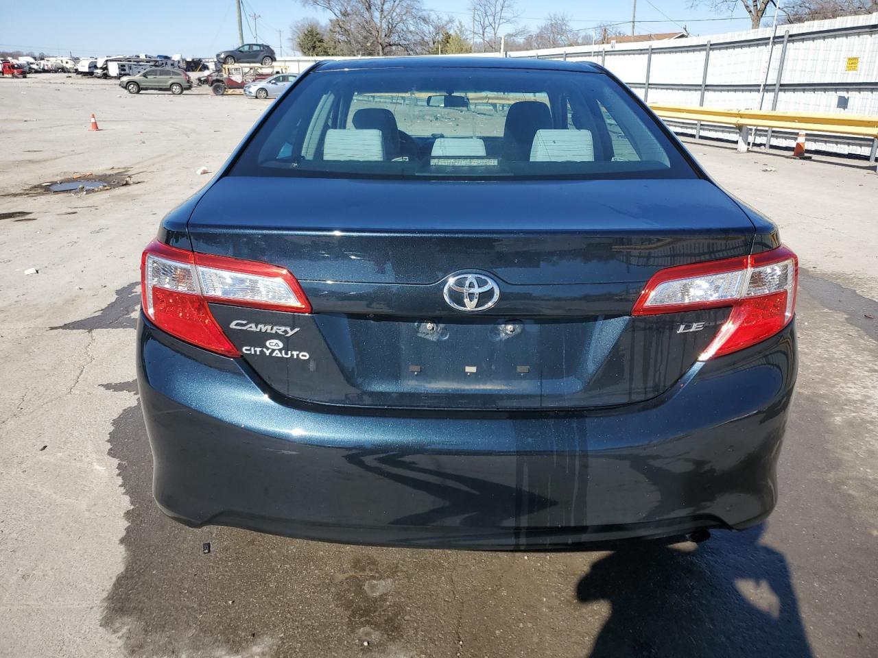 2014 TOYOTA CAMRY L - Image 6