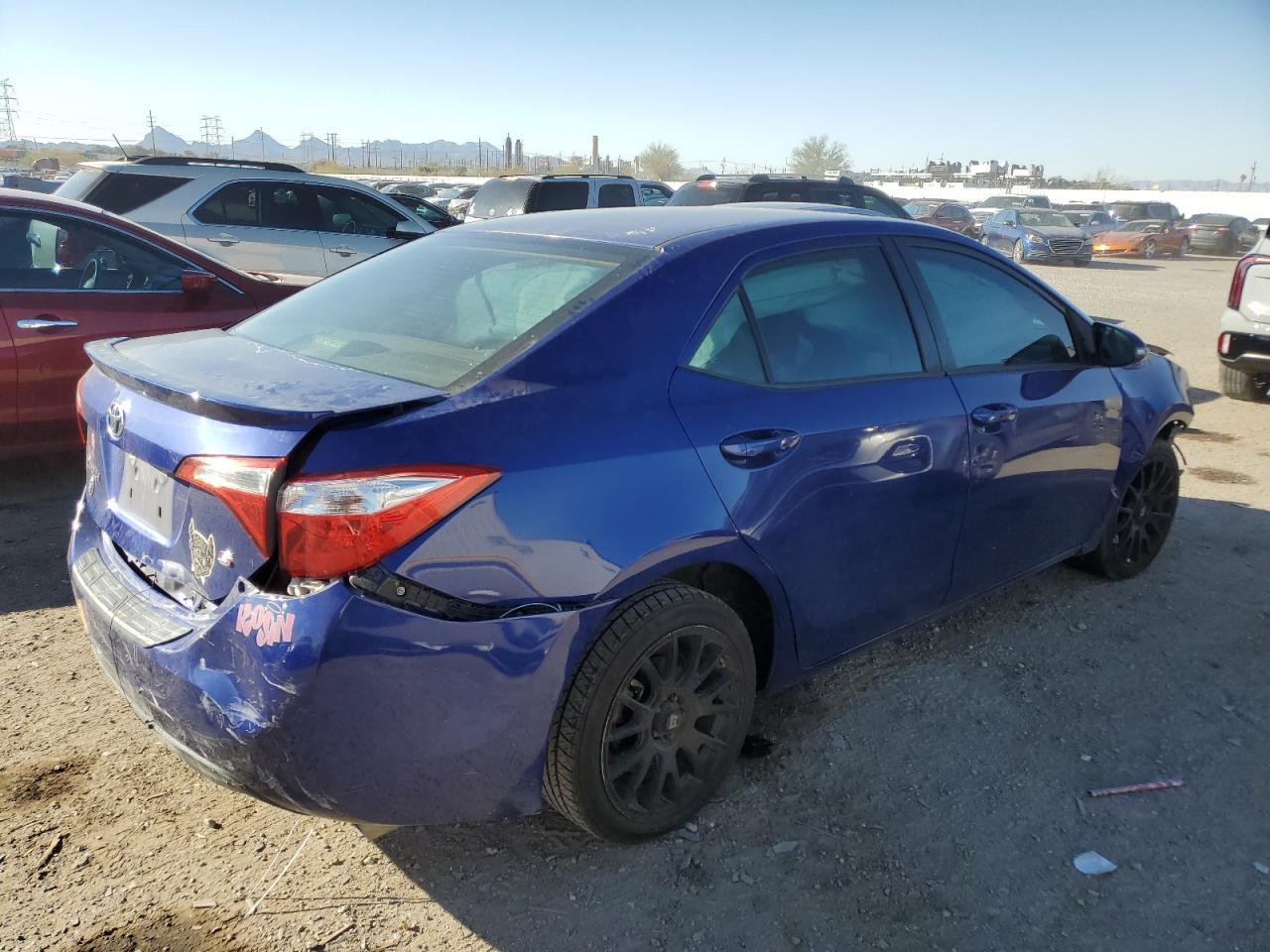 2015 TOYOTA COROLLA L - Фото 3