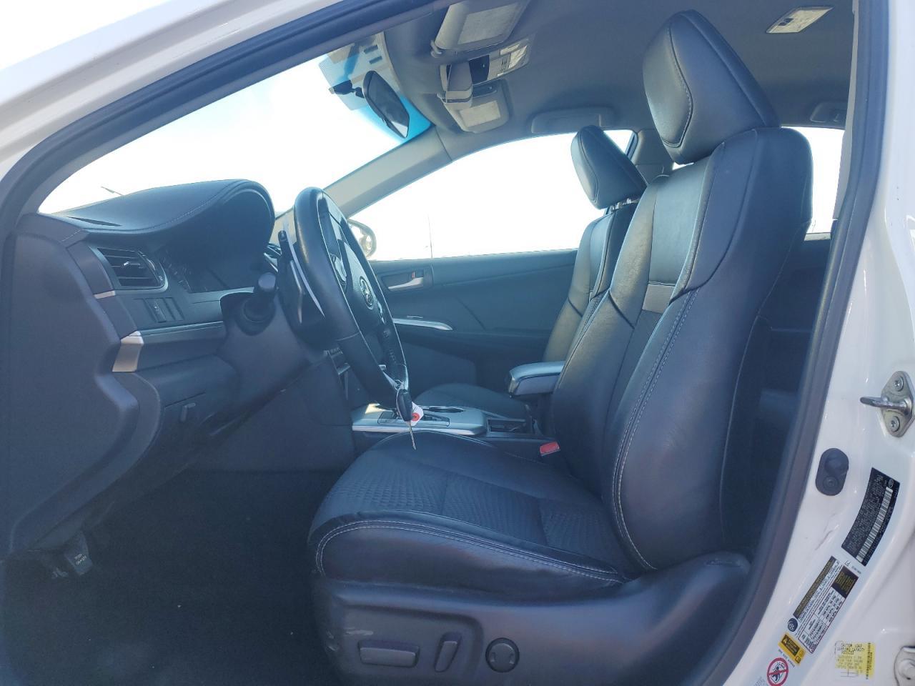 2014 TOYOTA CAMRY L - Image 7