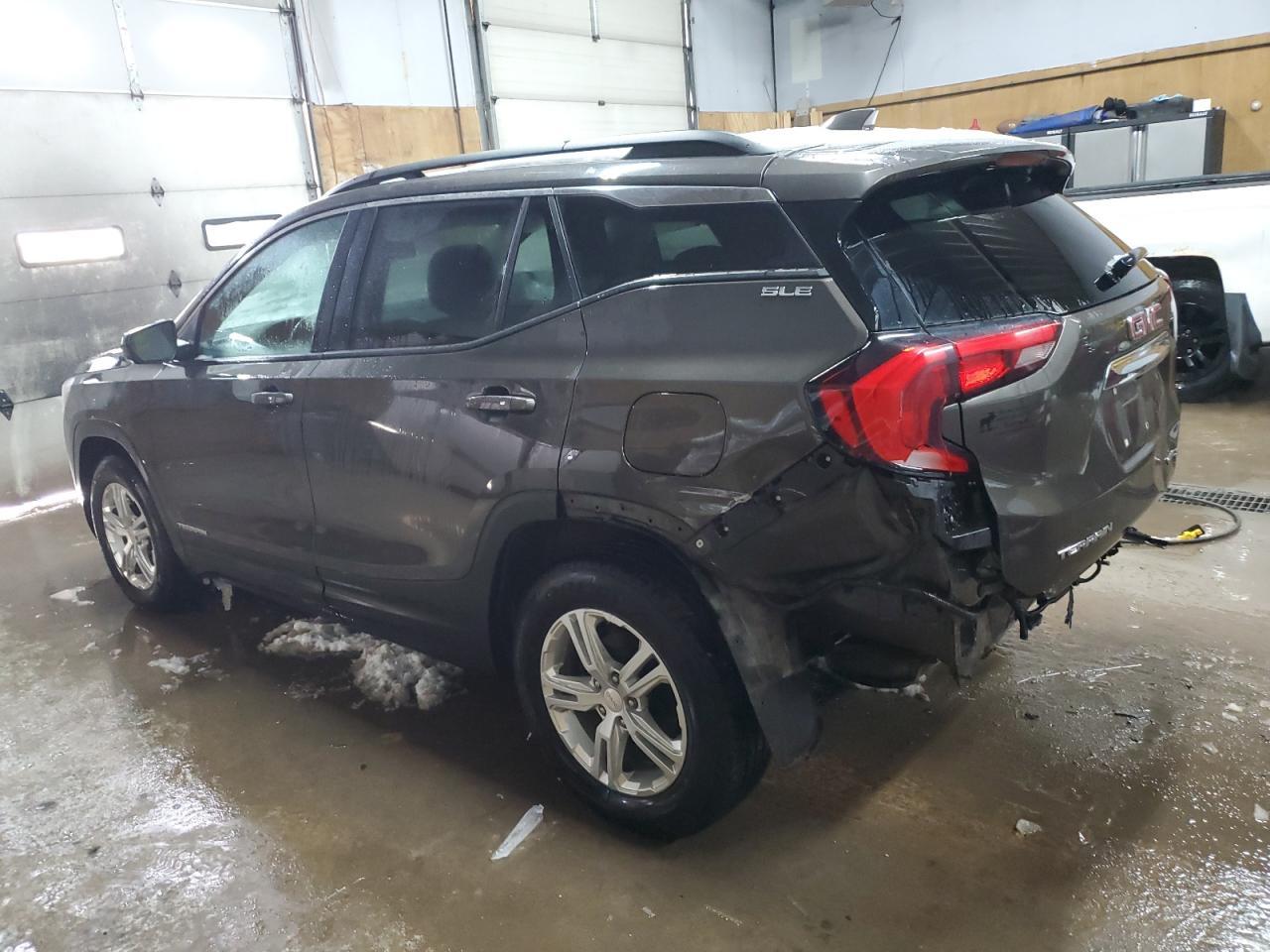 2019 GMC TERRAIN SL - Фото 2