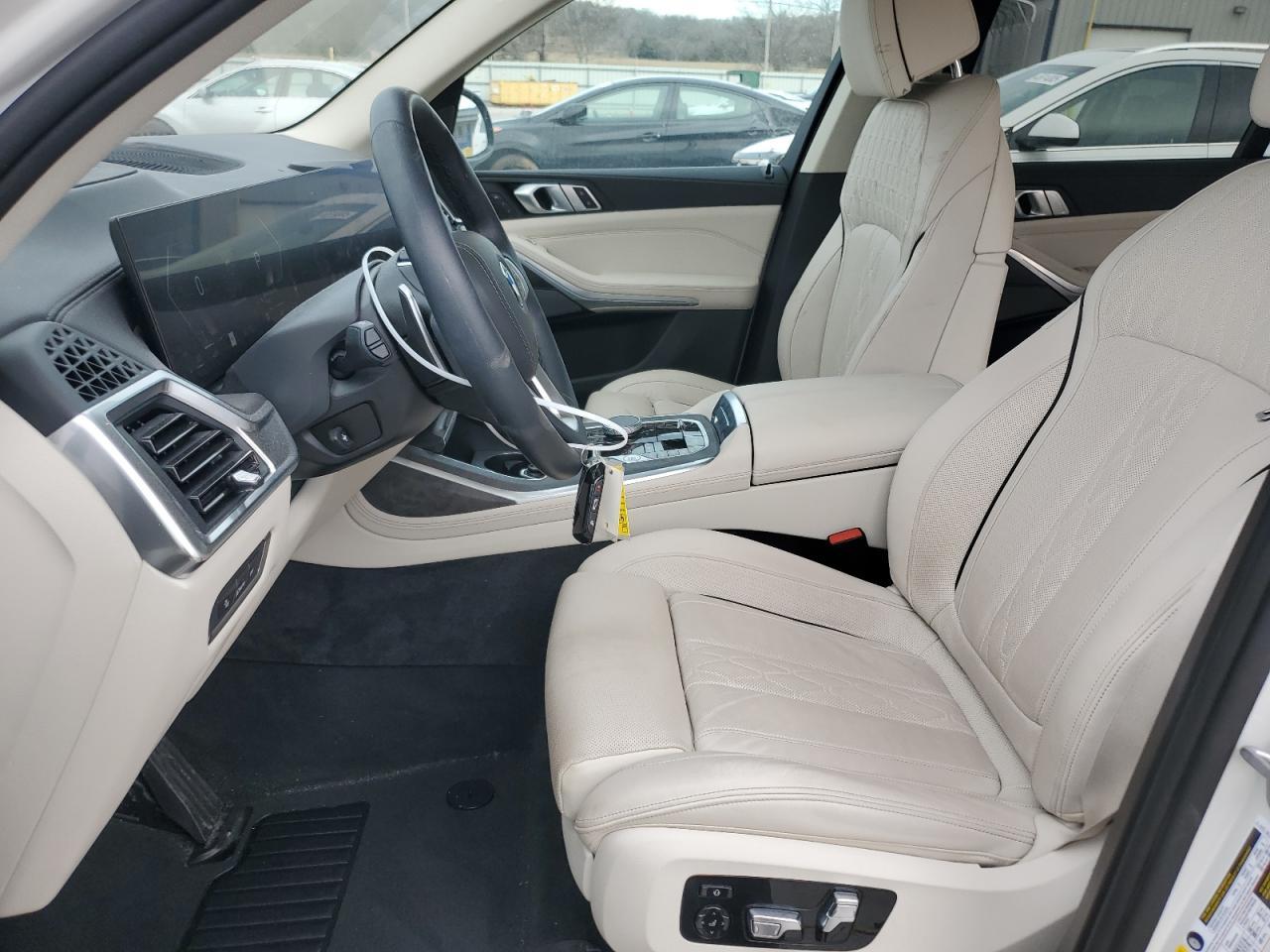 2024 BMW X7 XDRIVE4 - Image 7