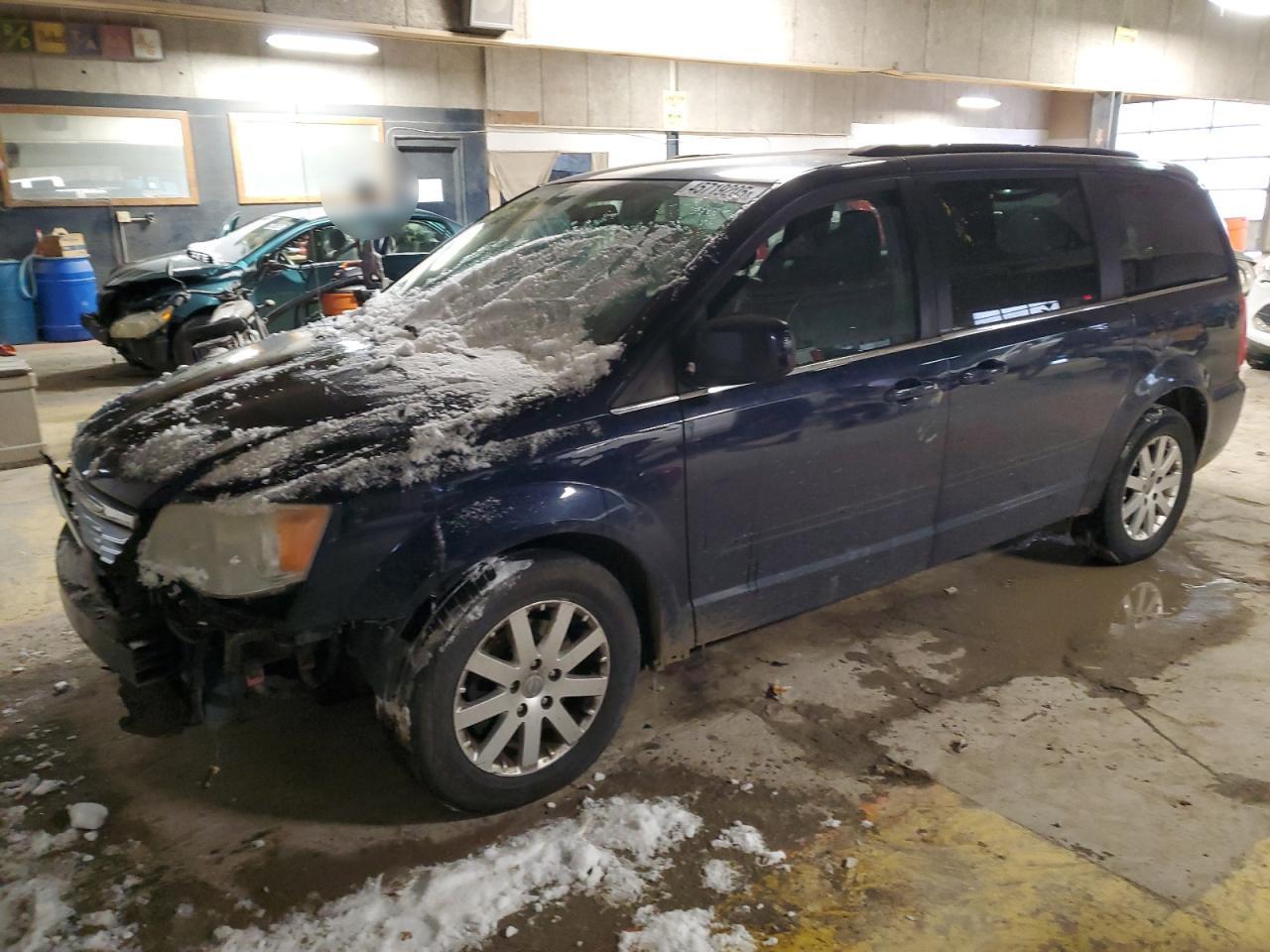 2014 CHRYSLER TOWN & COU