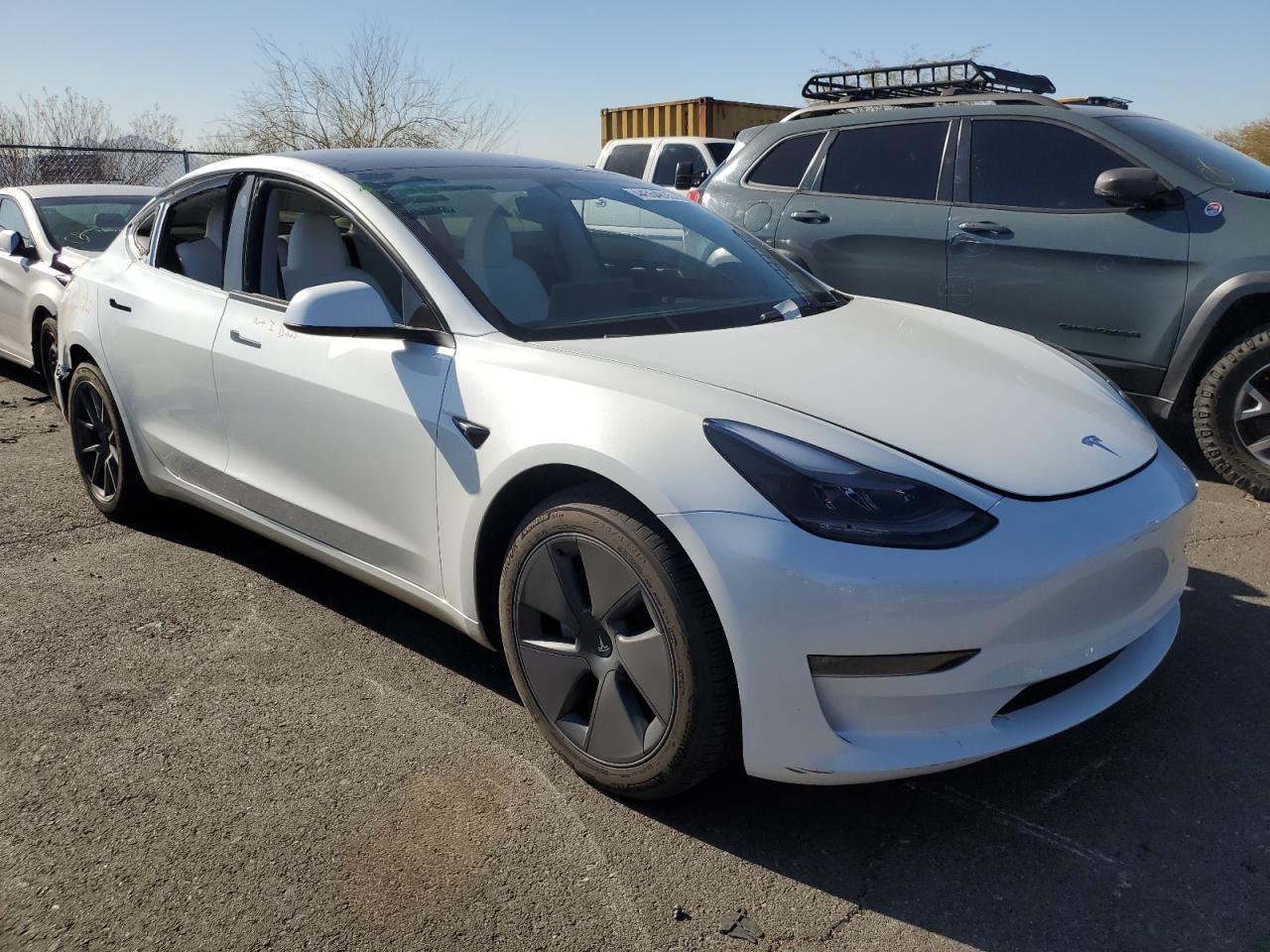 2023 TESLA MODEL 3 - Фото 4