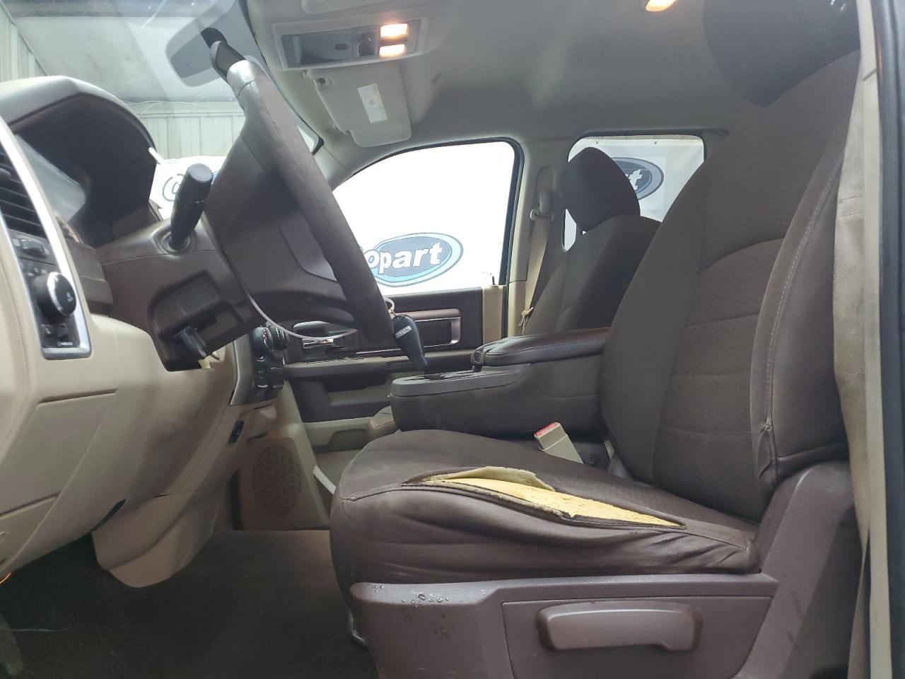 2017 RAM 1500 SLT - Image 7