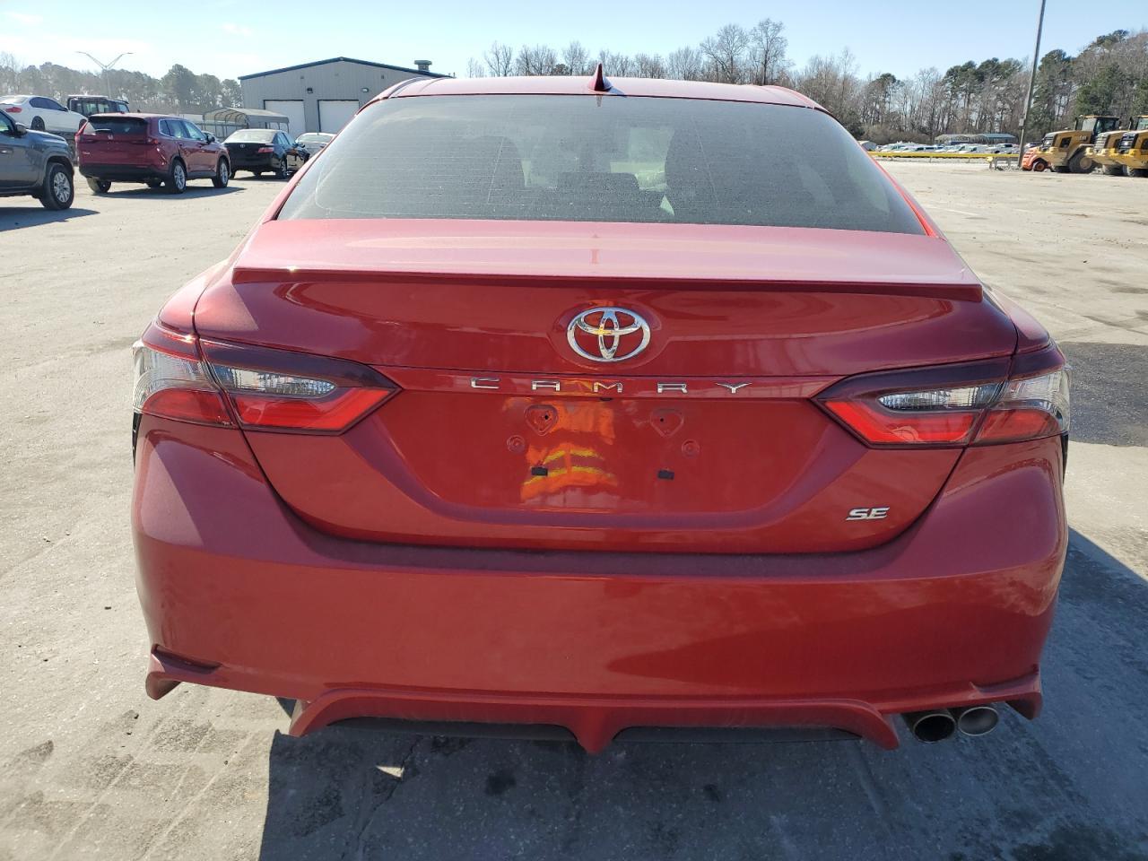 2021 TOYOTA CAMRY SE - Image 6