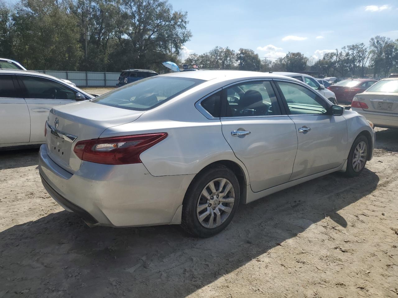 2018 NISSAN ALTIMA 2.5 - Фото 3