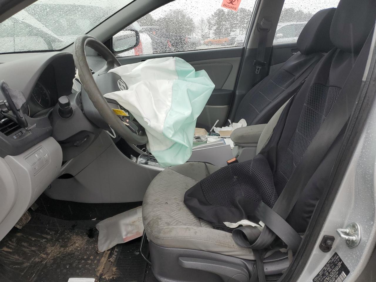 2014 HYUNDAI ACCENT GLS - Фото 7