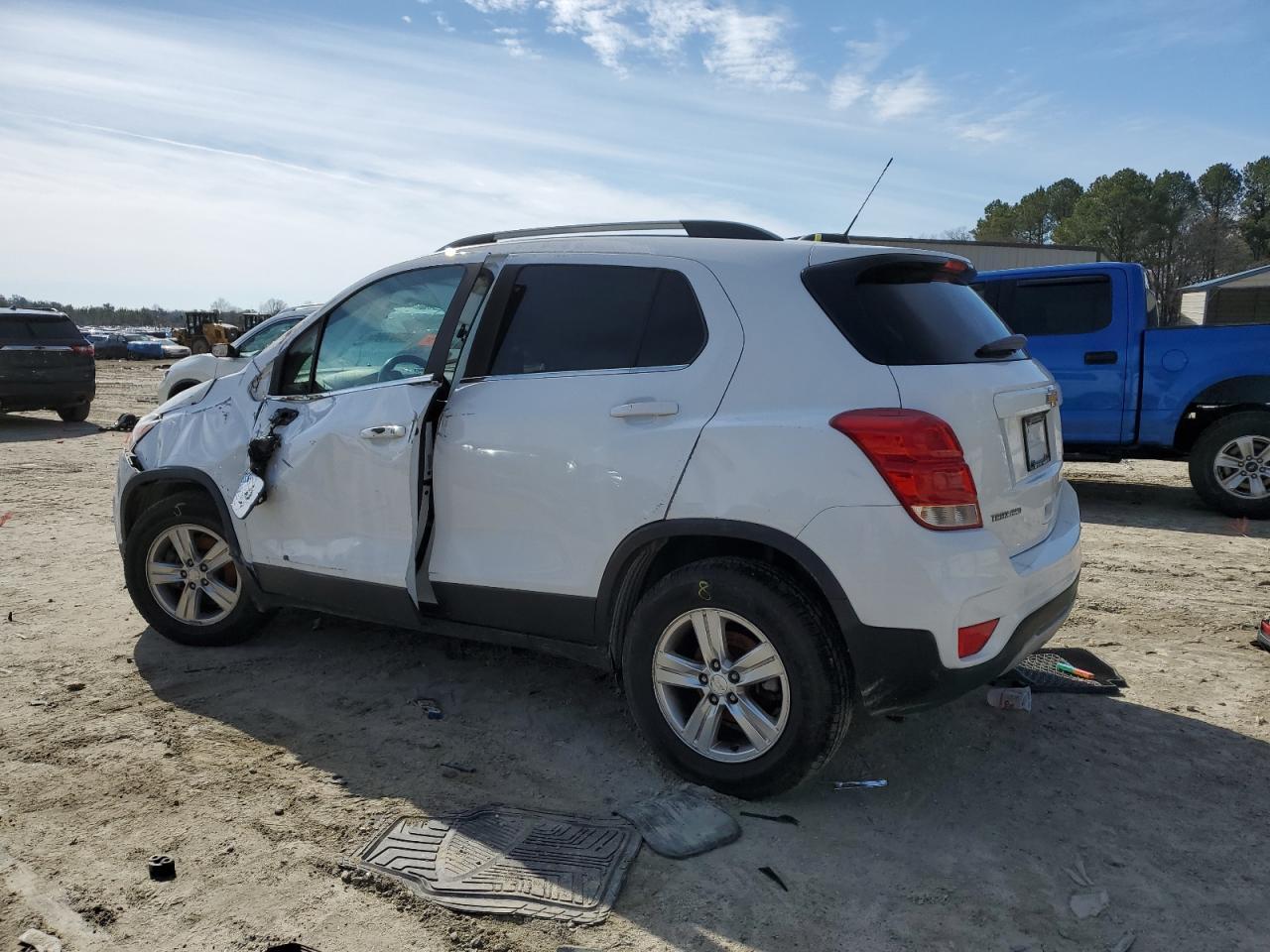 2018 CHEVROLET TRAX 1LT - Фото 2