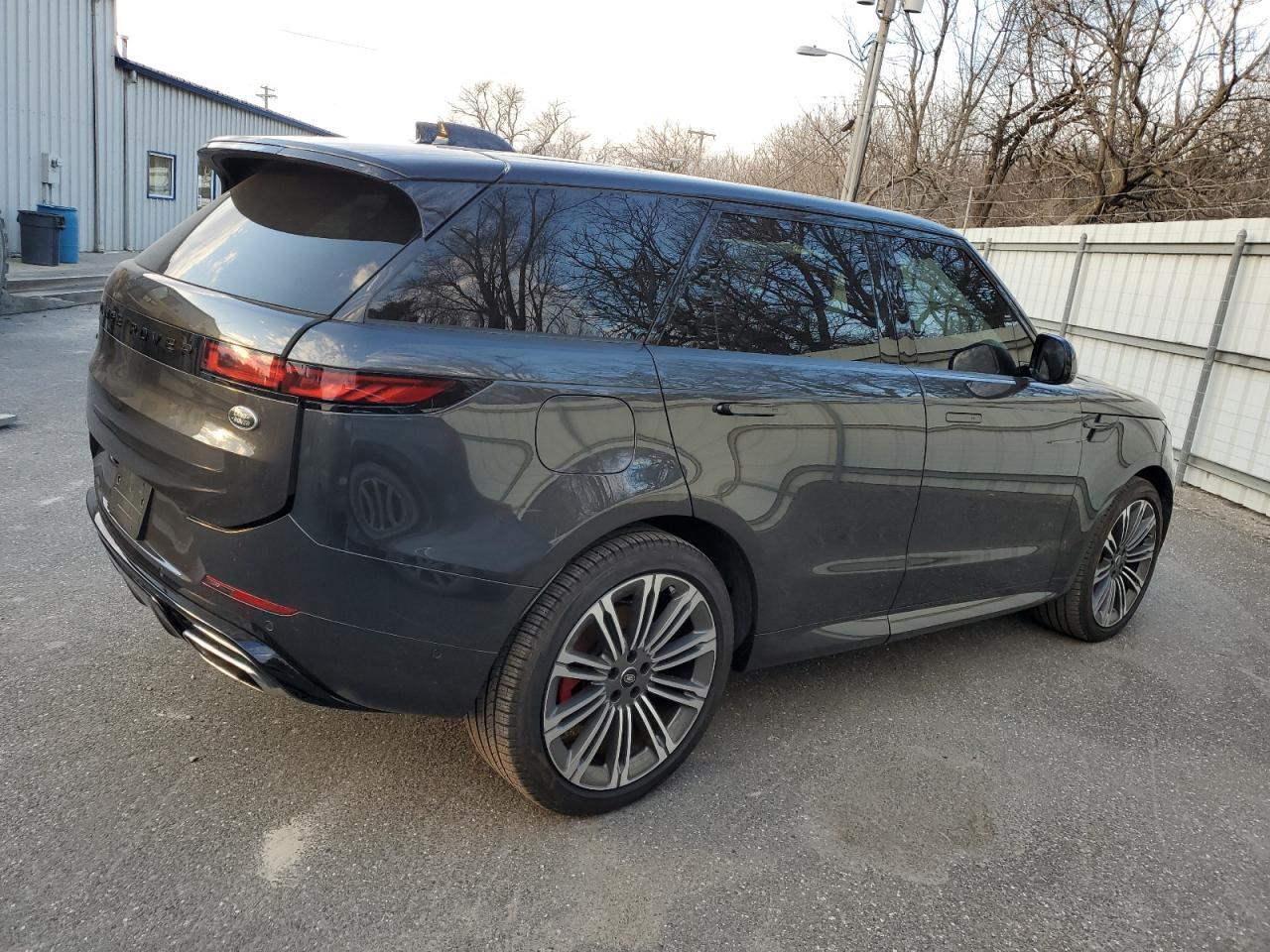 2023 LAND ROVER RANGE ROVE - Image 3