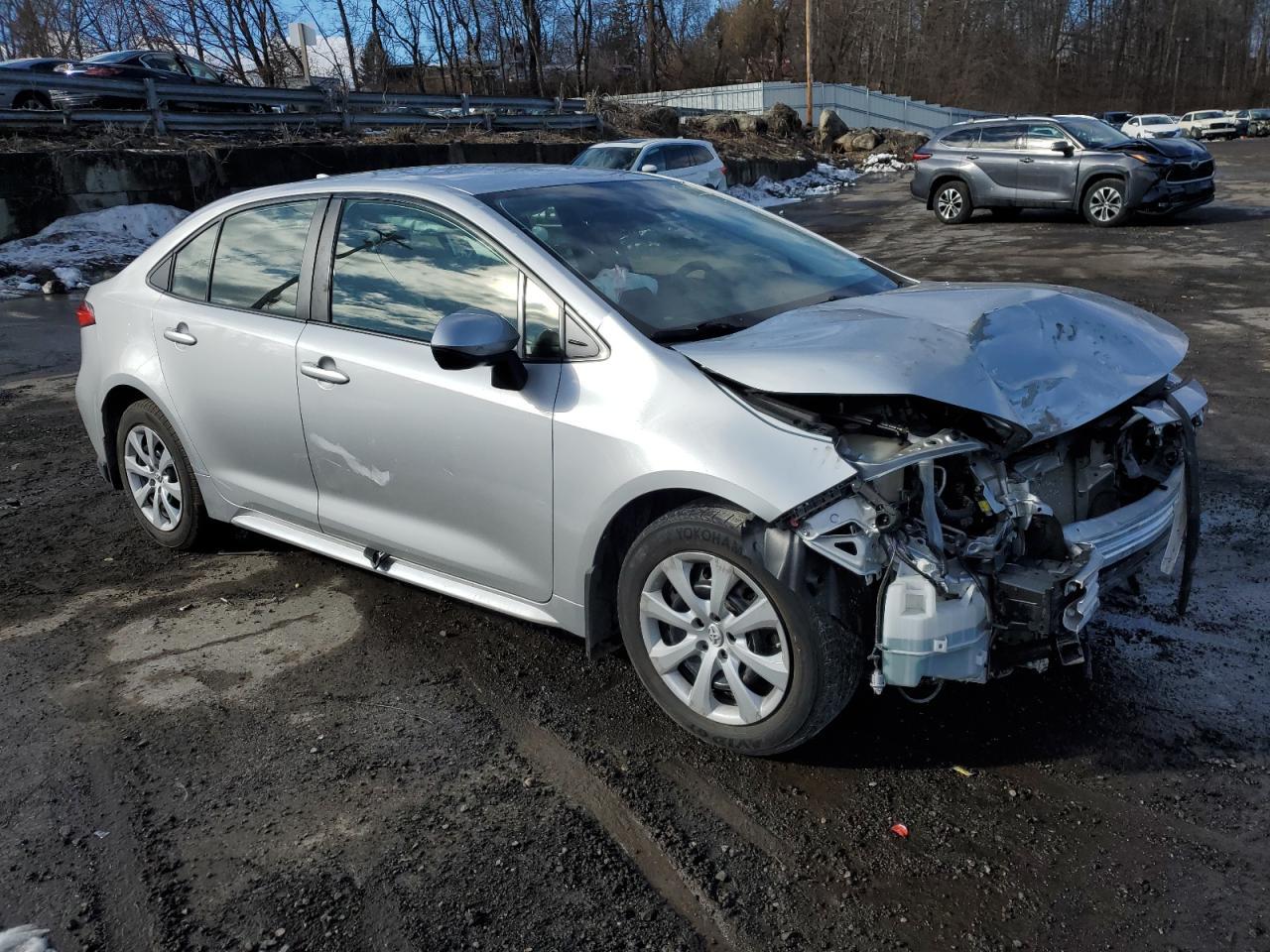 2022 TOYOTA COROLLA LE - Фото 4