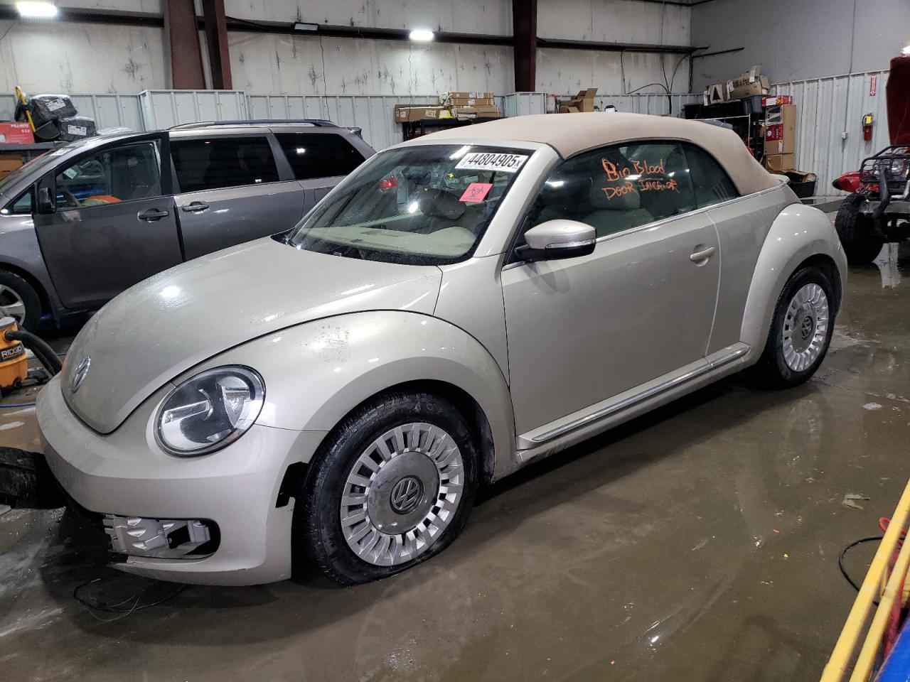 2015 VOLKSWAGEN BEETLE 1.8