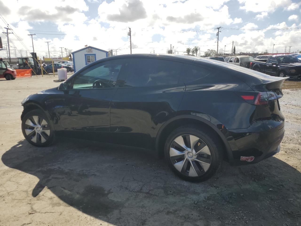 2022 TESLA MODEL Y - Image 2
