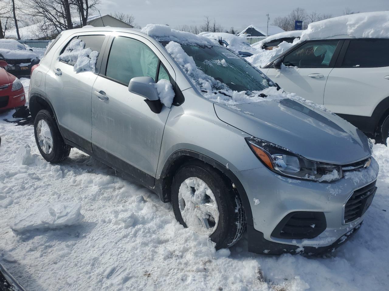 2021 CHEVROLET TRAX LS - Фото 4