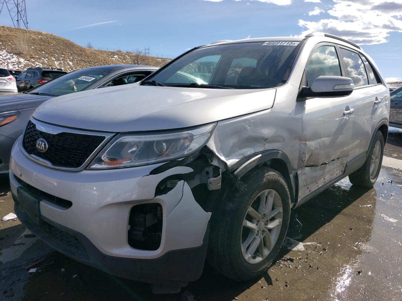 2015 KIA SORENTO LX