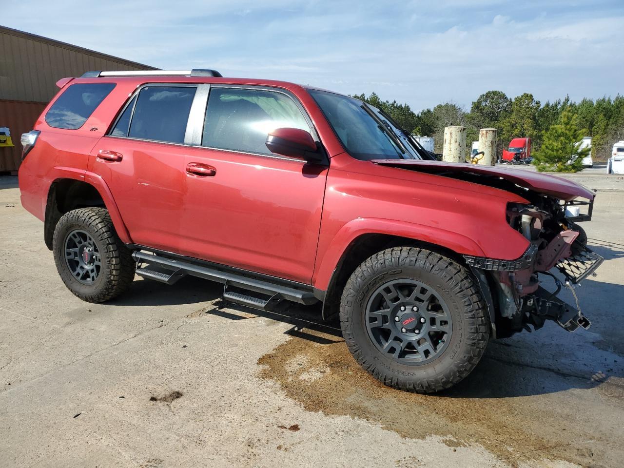 2022 TOYOTA 4RUNNER SR - Фото 4