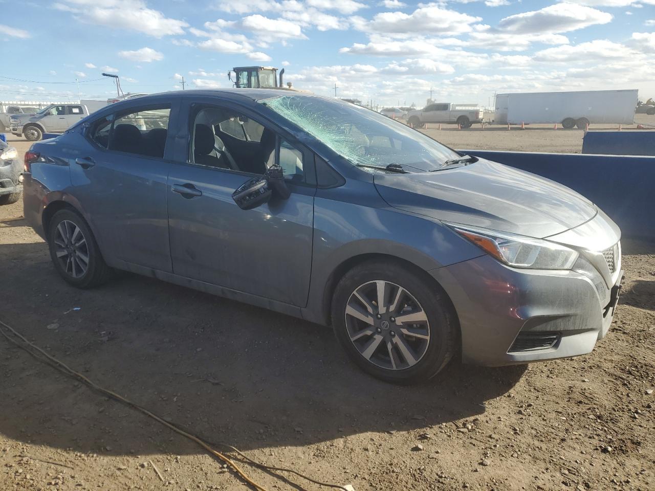 2021 NISSAN VERSA SV - Фото 4