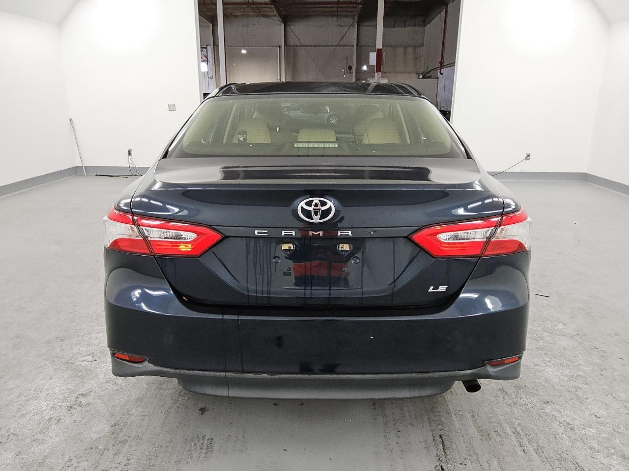 2018 TOYOTA CAMRY L - Image 6