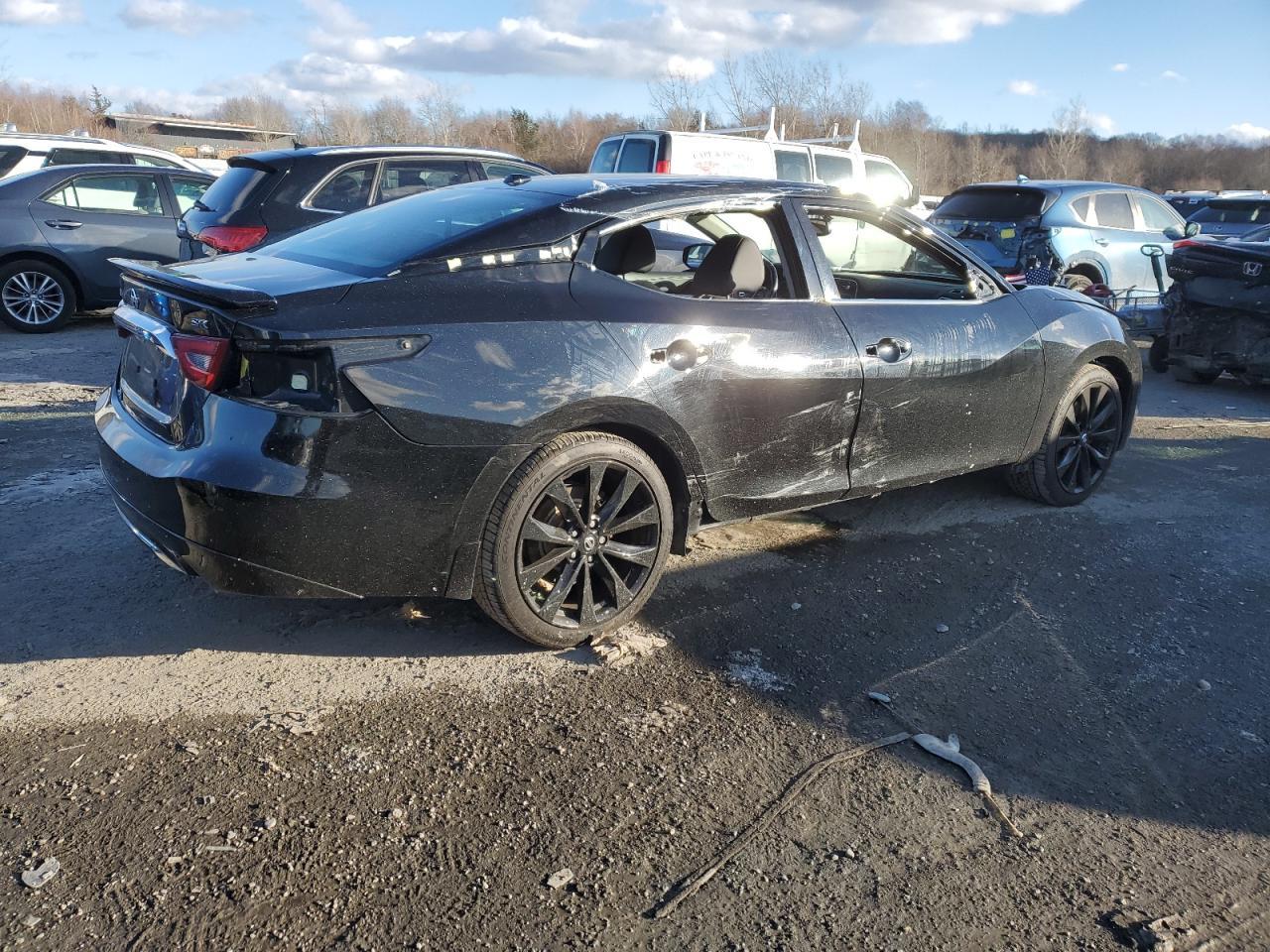 2017 NISSAN MAXIMA 3.5 - Фото 3