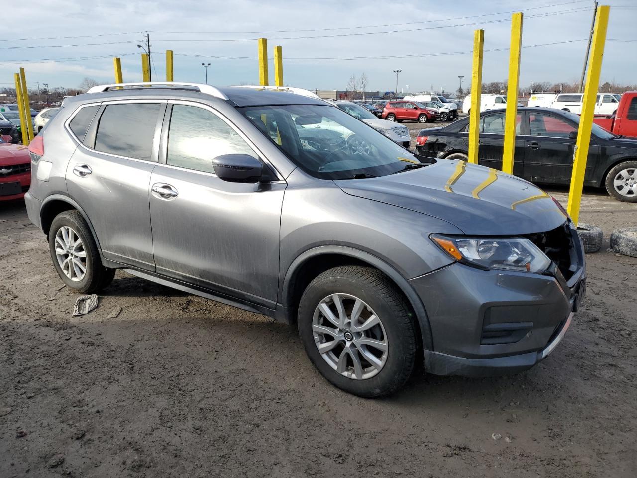 2017 NISSAN ROGUE S - Фото 4