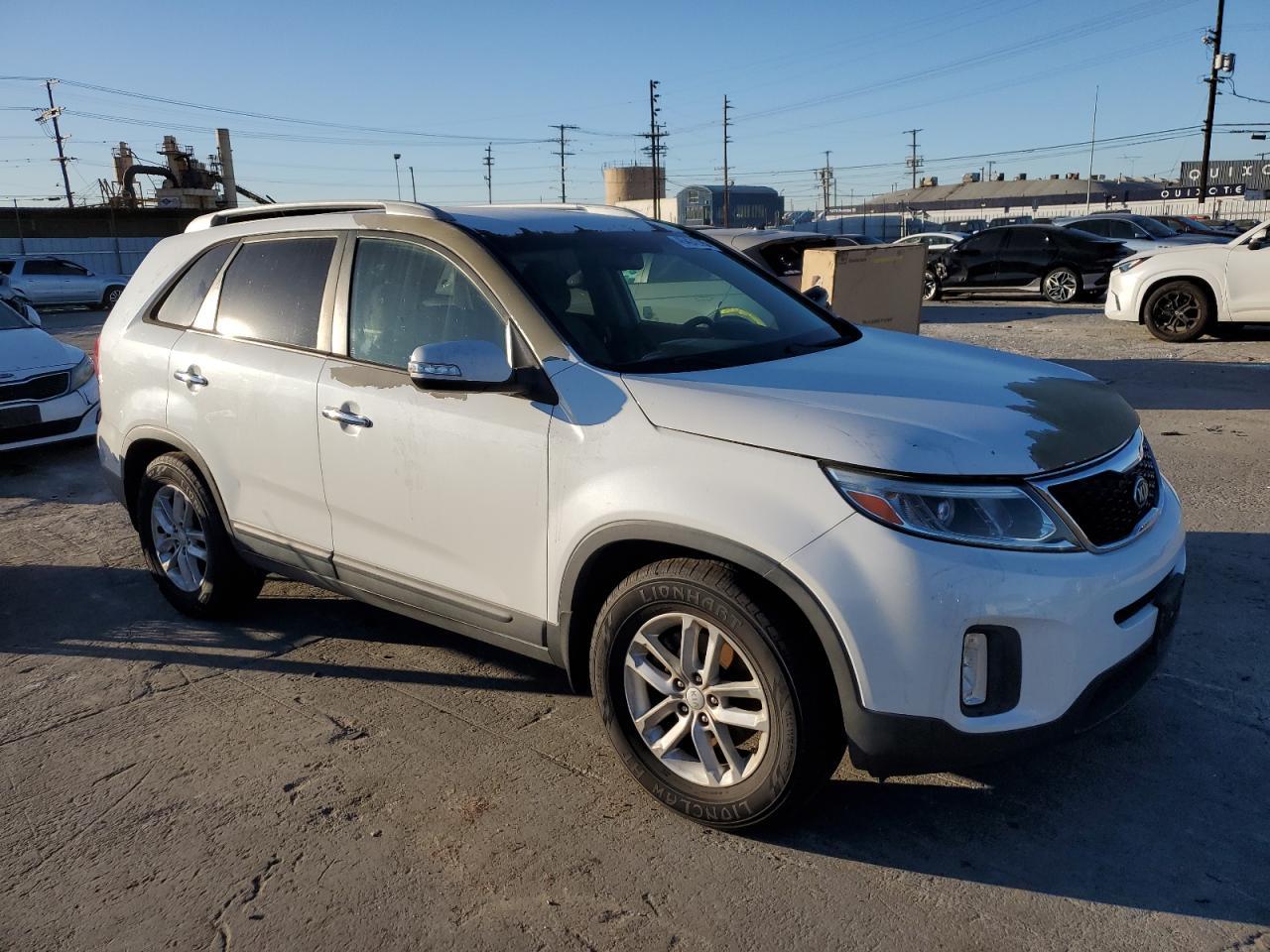 2014 KIA SORENTO LX - Image 4
