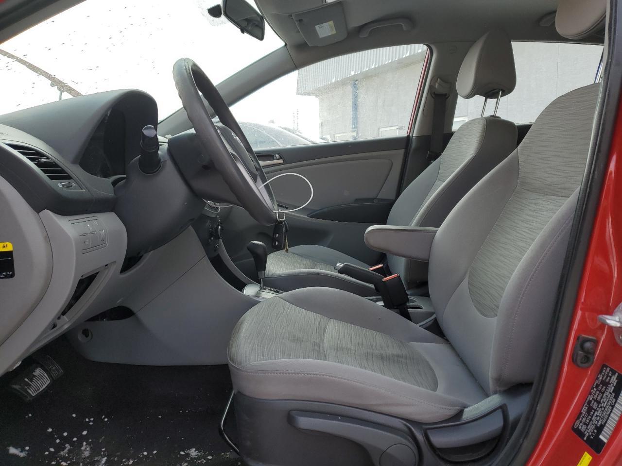 2017 HYUNDAI ACCENT SE - Фото 7