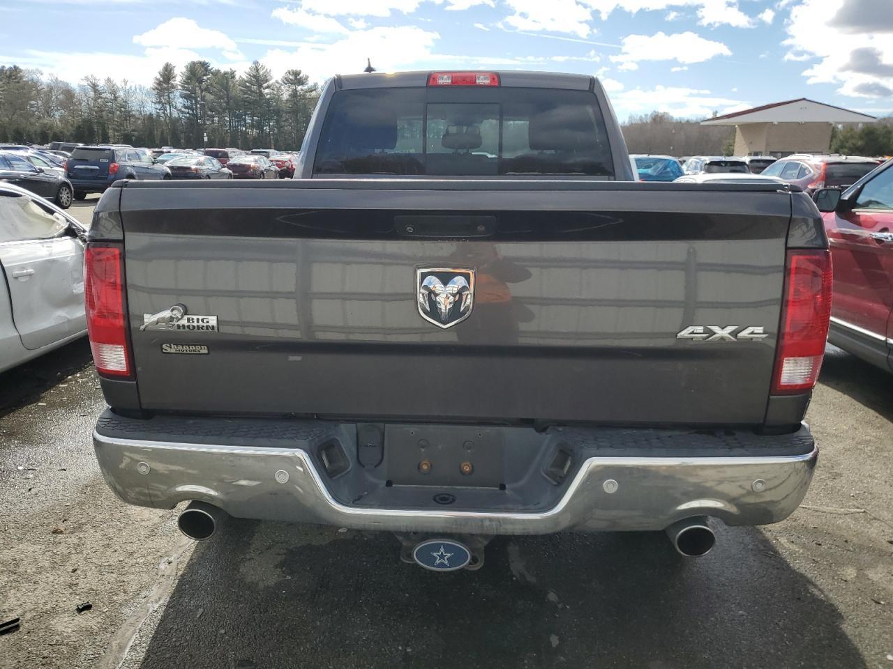 2015 RAM 1500 SLT - Image 6