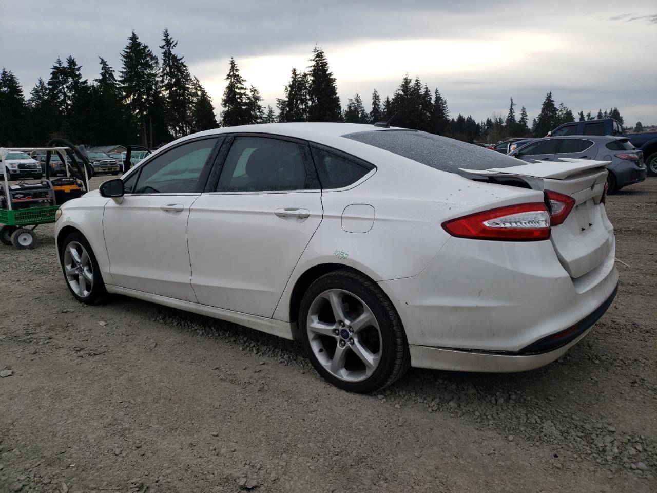2014 FORD FUSION SE - Image 2