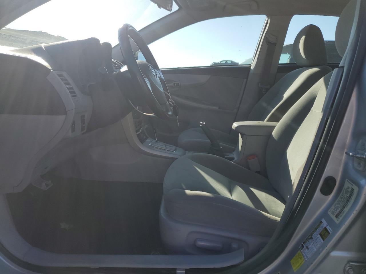 2013 TOYOTA COROLLA BA - Фото 7