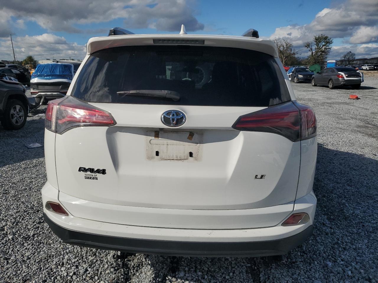 2018 TOYOTA RAV4 LE - Image 6