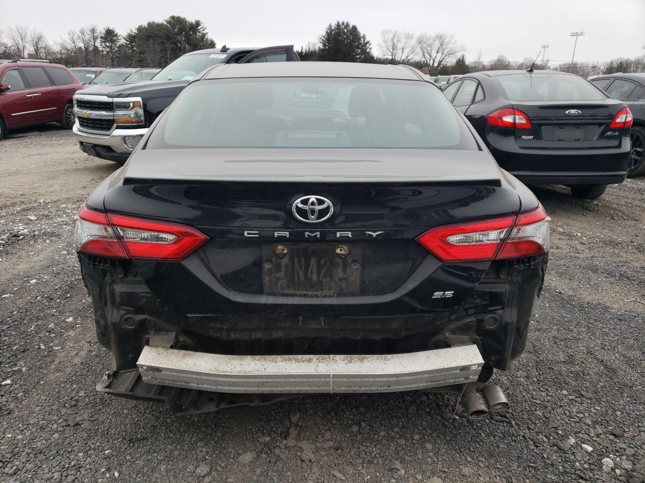 2018 TOYOTA CAMRY L - Image 6
