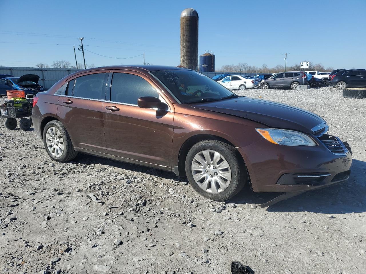 2013 CHRYSLER 200 LX - Фото 4