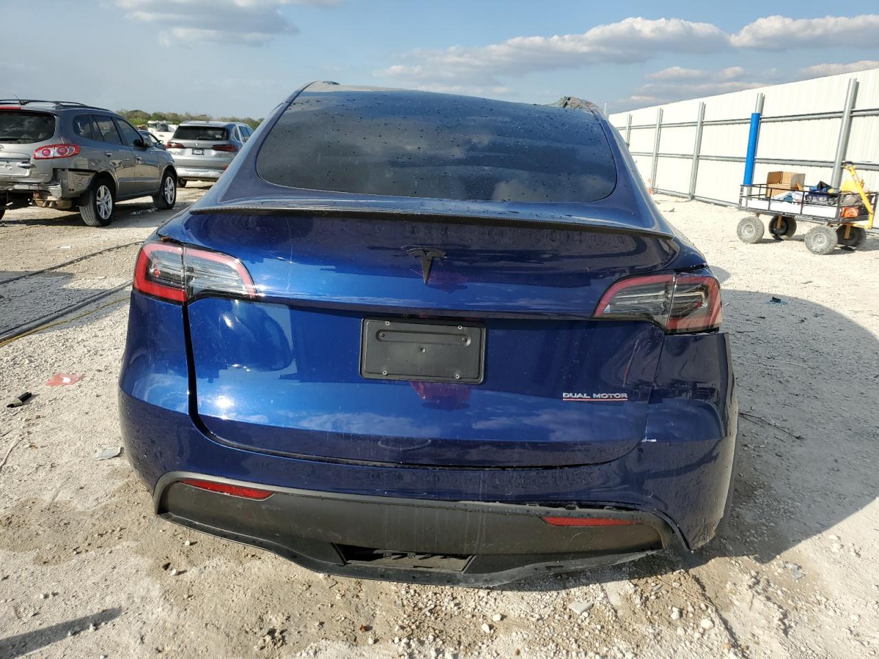 2022 TESLA MODEL Y - Image 6