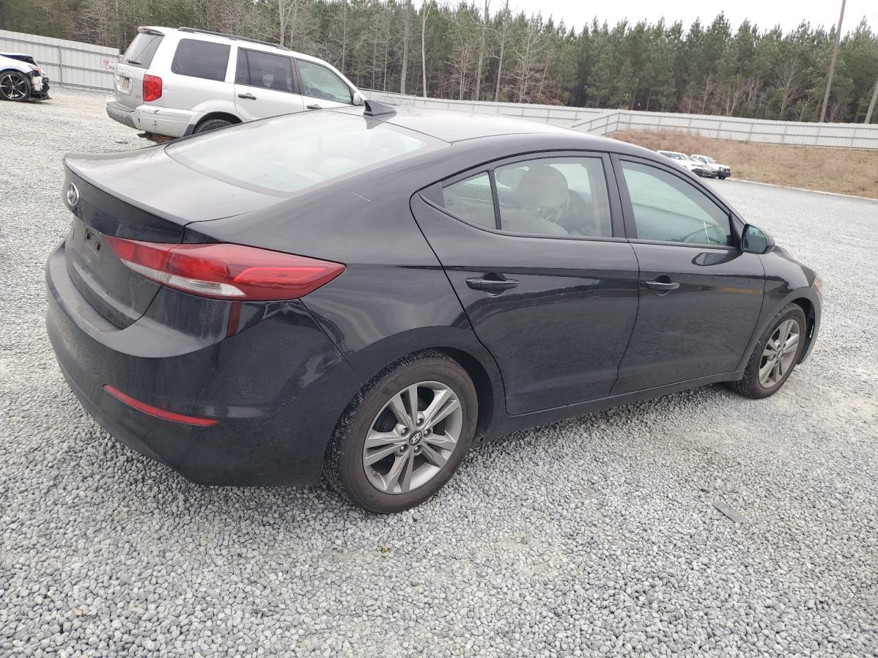 2017 HYUNDAI ELANTRA SE - Фото 3