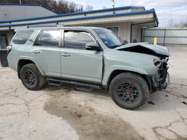 2022 TOYOTA 4RUNNER SR - Image 4