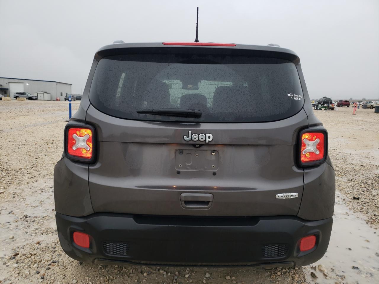 2018 JEEP RENEGADE L - Image 6