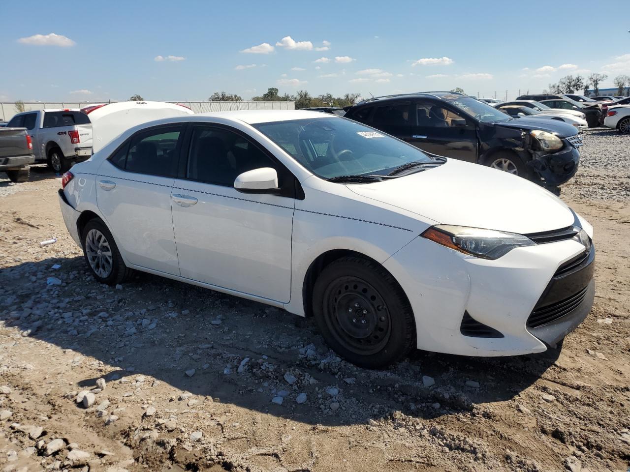 2019 TOYOTA COROLLA L - Image 4