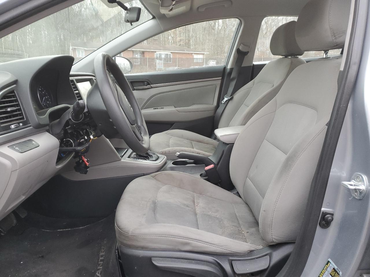 2017 HYUNDAI ELANTRA SE - Image 7