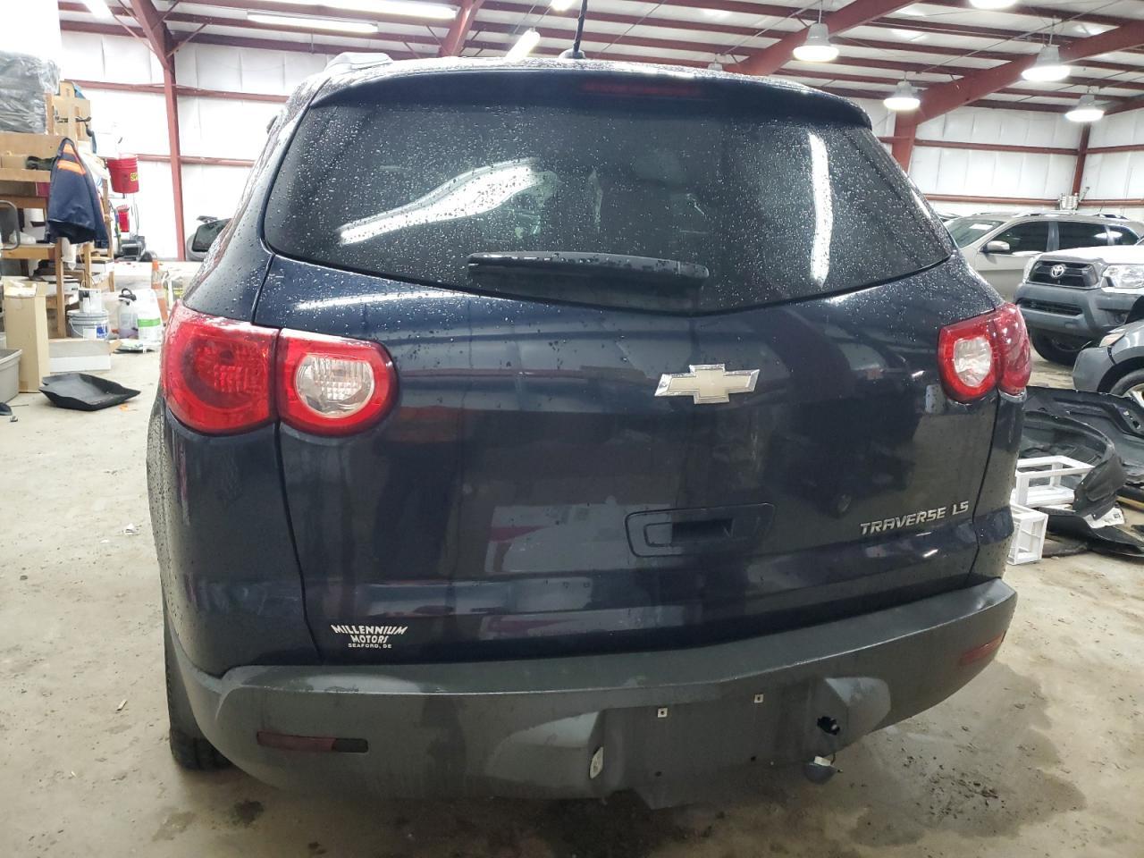 2012 CHEVROLET TRAVERSE L - Image 6